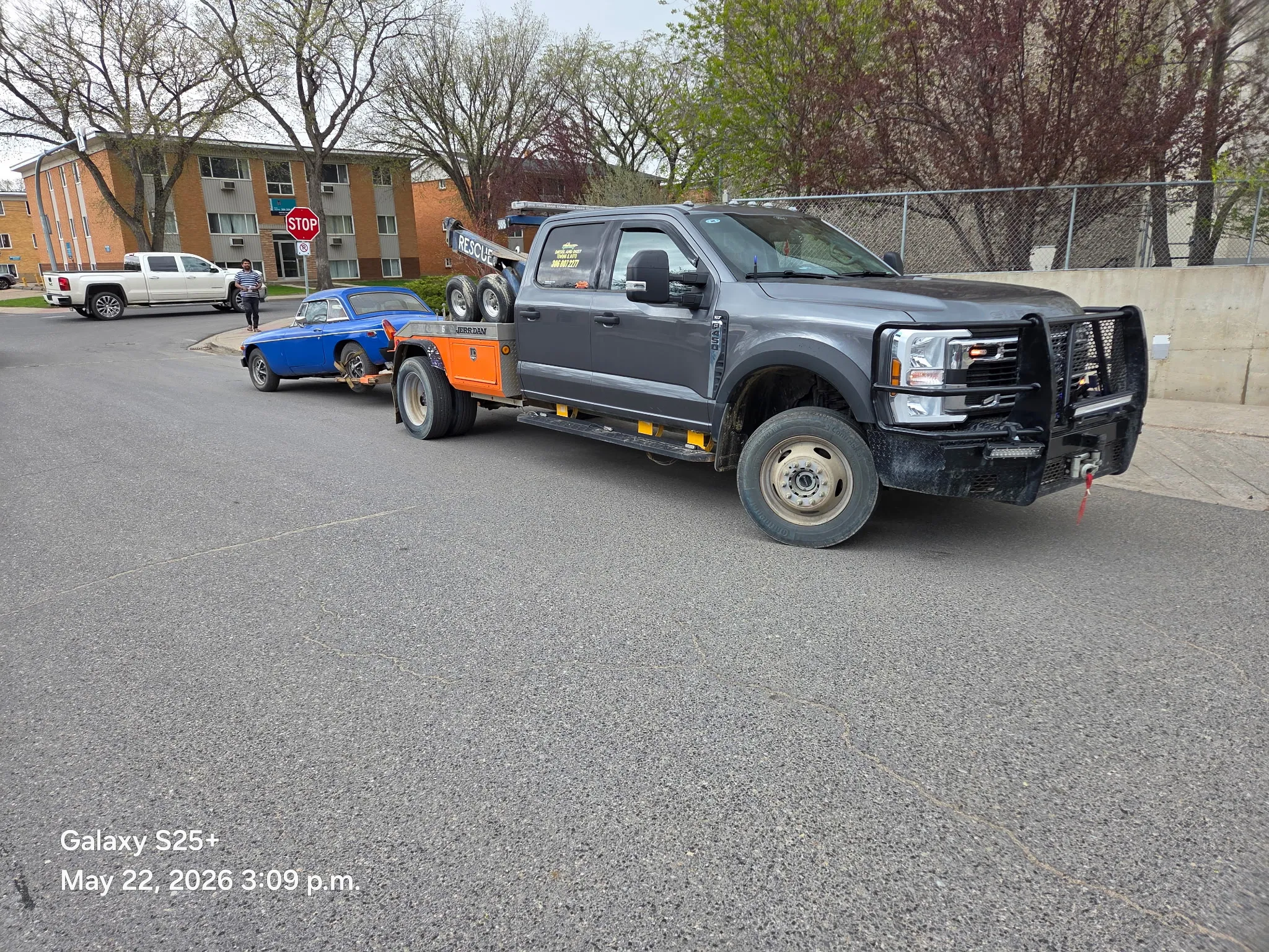 Winching and Ditch Extraction Regina: Saskatchewan Winter Mud & Snow Recovery Guide